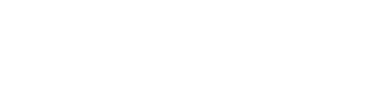 直火調理可能なフライパンや鍋、お皿代わりになるメスキットは、ソロキャンプにあると便利な一品です。使わない時は、食材や小物、カトラリーを入れたりと用途いろいろ。また、長年使うと風合いも増して、味が出るのも、この製品の特徴です。